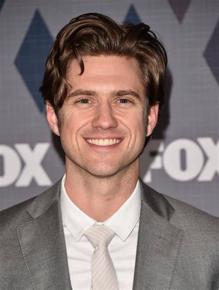 Aaron Tveit Aaron Tveit