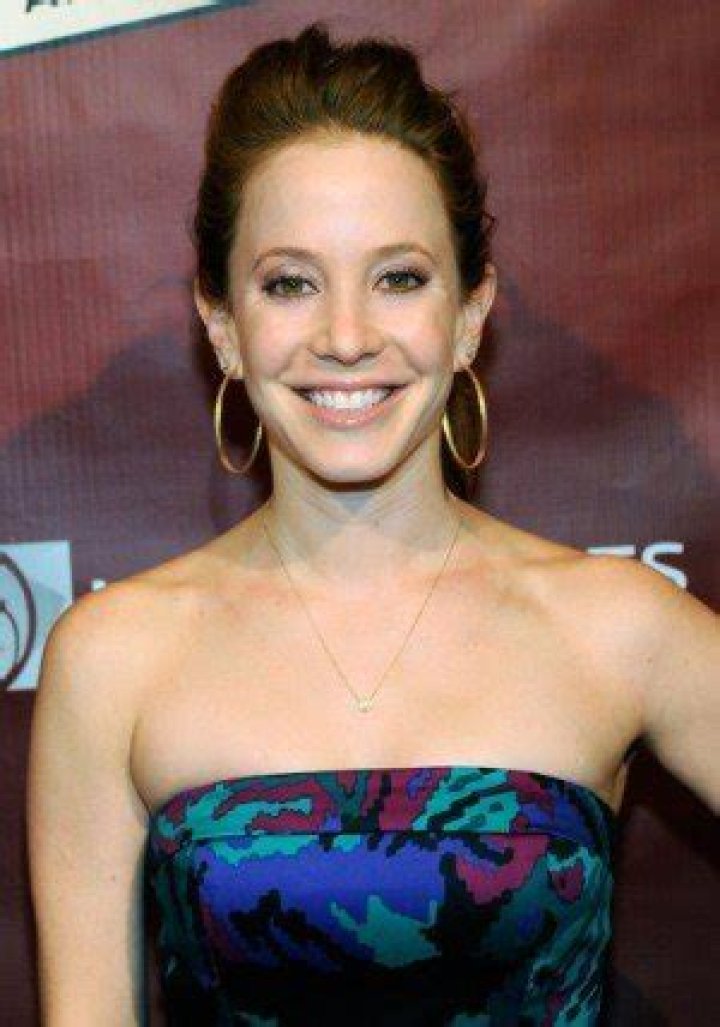 Amy Davidson Bra Size, Age, Weight, Height, Measurements