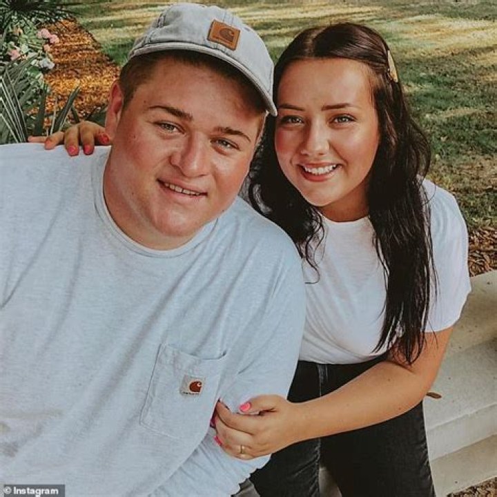 Chloe Stott lost her father at 16