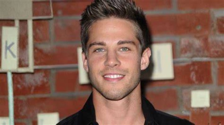 Dean Geyer