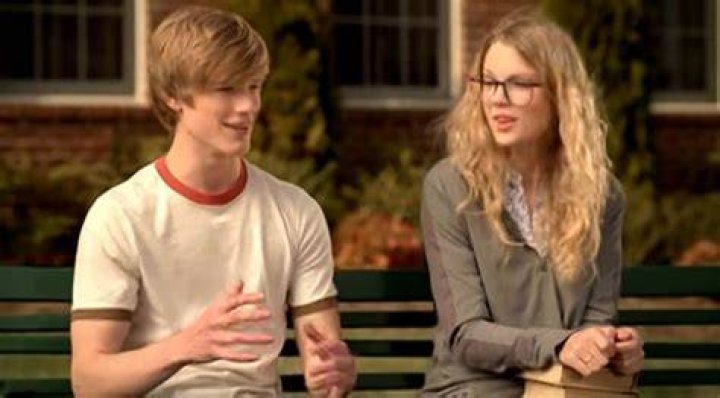 Did Taylor Swift Date Lucas Till?