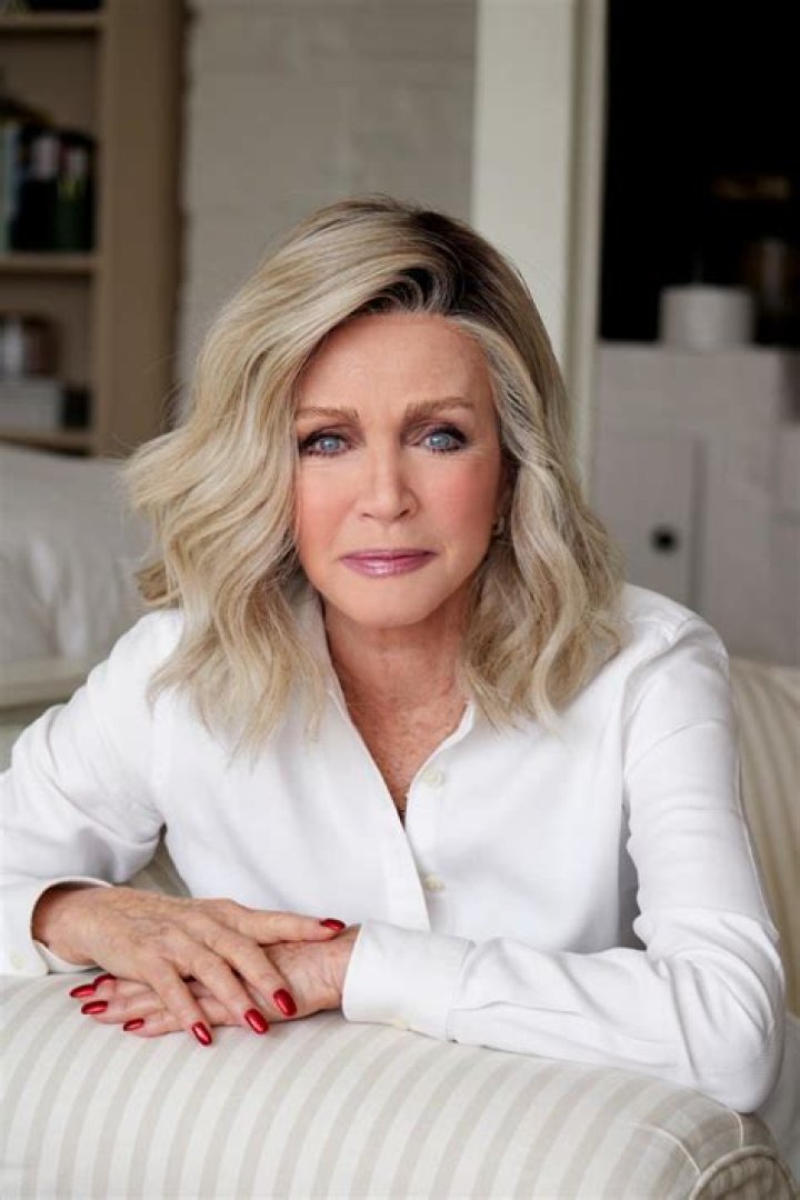 Donna Mills 