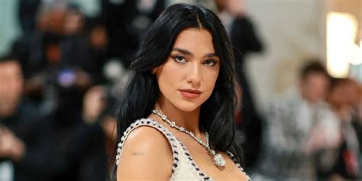 Dua Lipa Biography