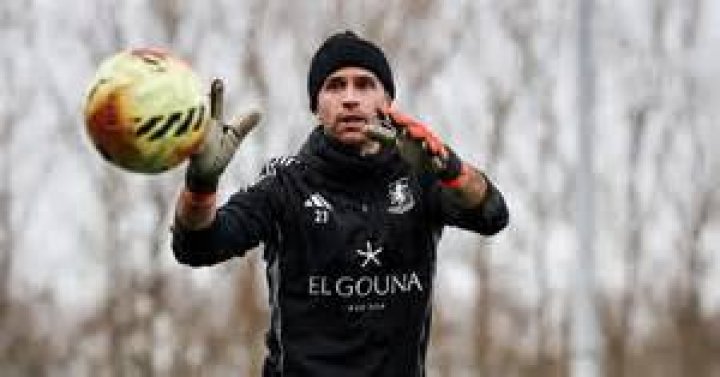 Emiliano Buend&iacute;a