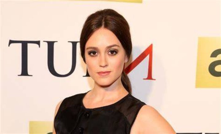Heather Lind Bra Size, Age, Weight, Height, Measurements