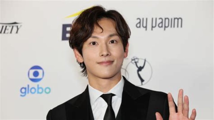 Im Si Wan Biography