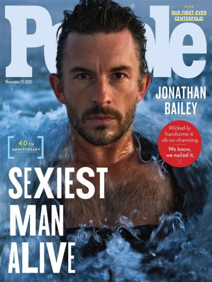 Jonathan Bailey 1