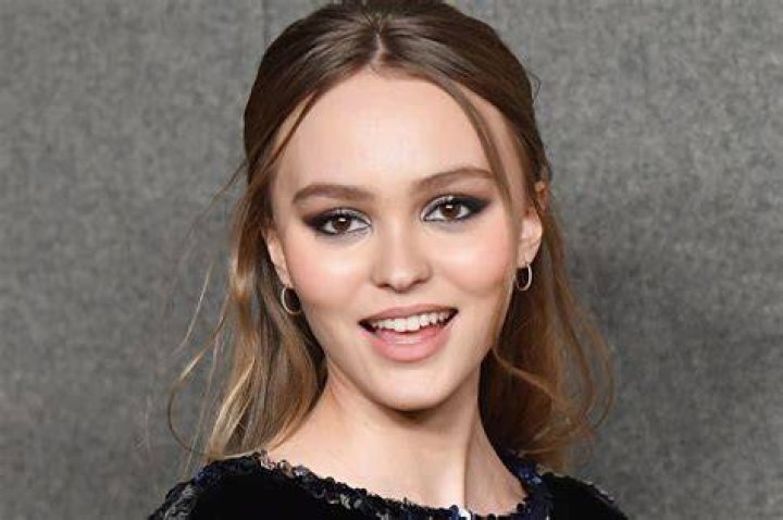 Lily-Rose Depp Bra Size, Age, Weight, Height, Measurements