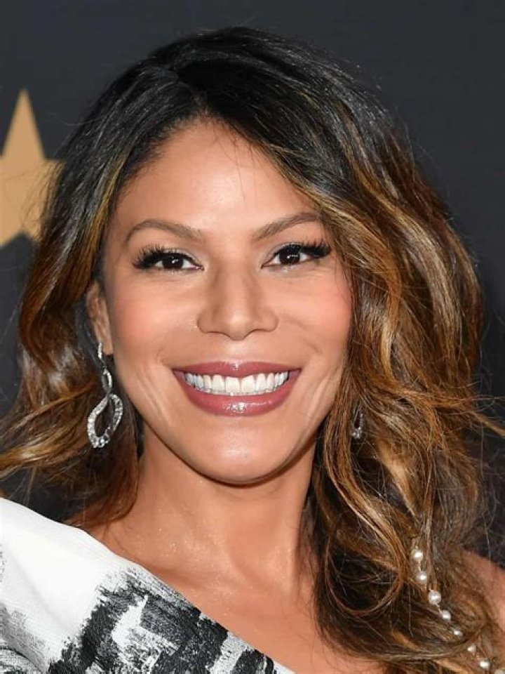 Merle Dandridge Net Worth