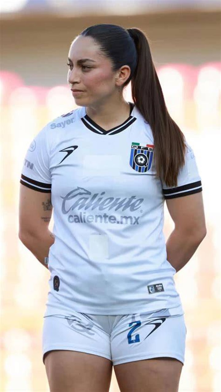Sofia Martinez played Soccer in College Sofia Martinez played Soccer in College