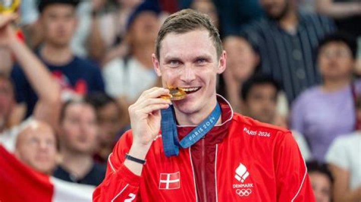 Viktor Axelsen Viktor Axelsen